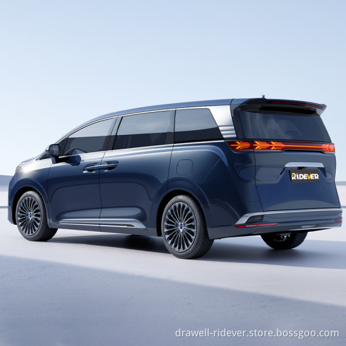 New Travelling Used 2022 Denza D 9 EV Car New Energy Vehicles Electric Car Long Range Used Car on Hot Selling